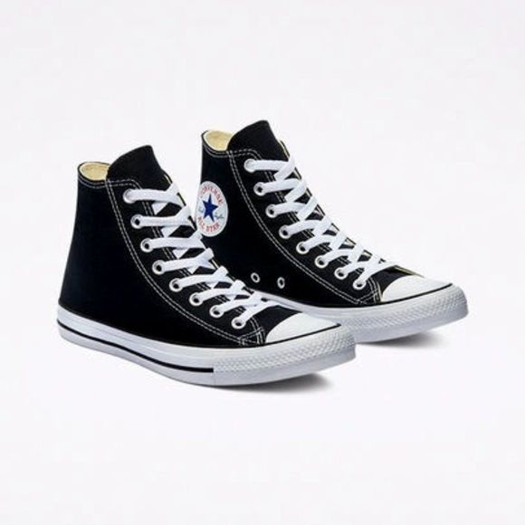 BRAND NEW!! CONVERSE ALL STARS CHUCK TAYLOR CLASSIC -BLACK - Picture 1 of 9